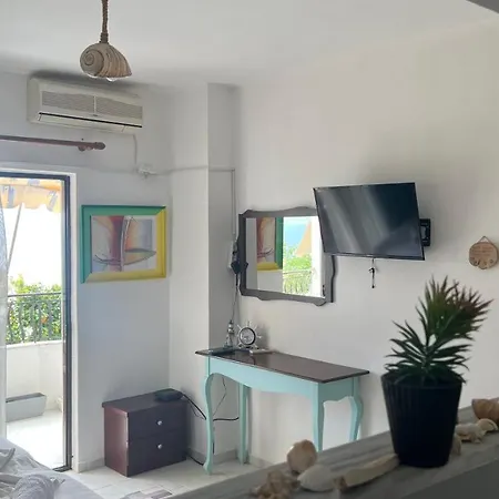 Apartment Deep Blue 1